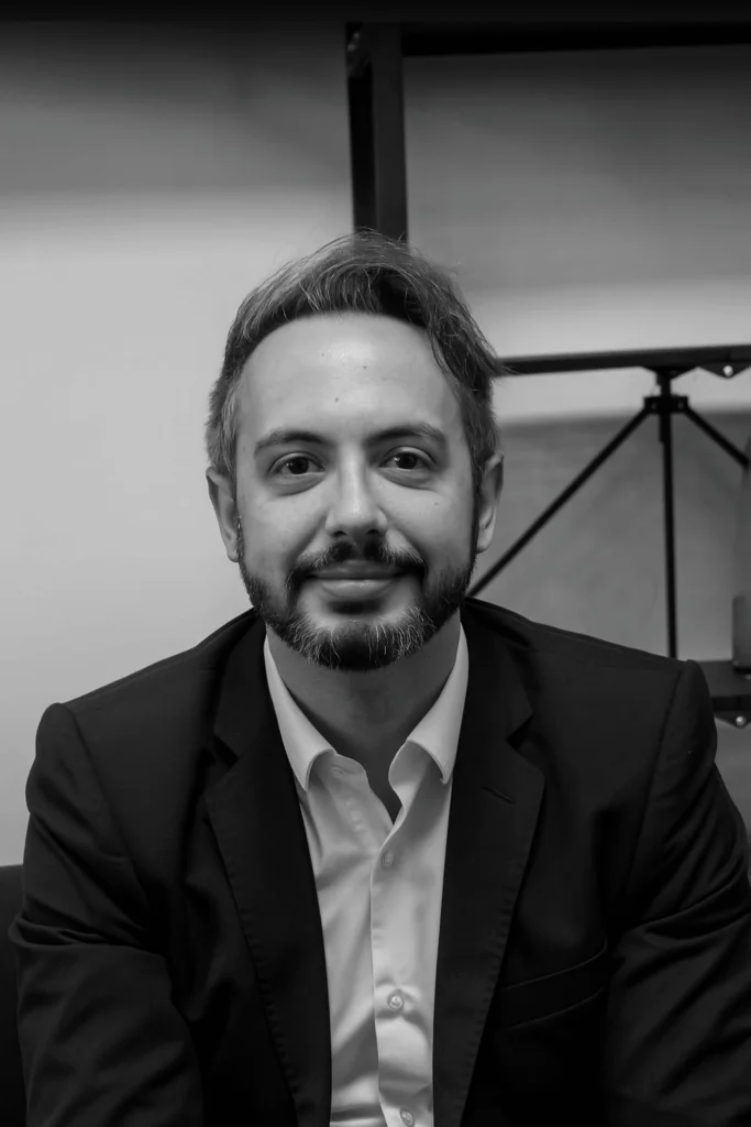 Gastón Bielli, abogado
